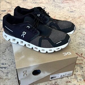 On Cloud 5 sneakers in black and white